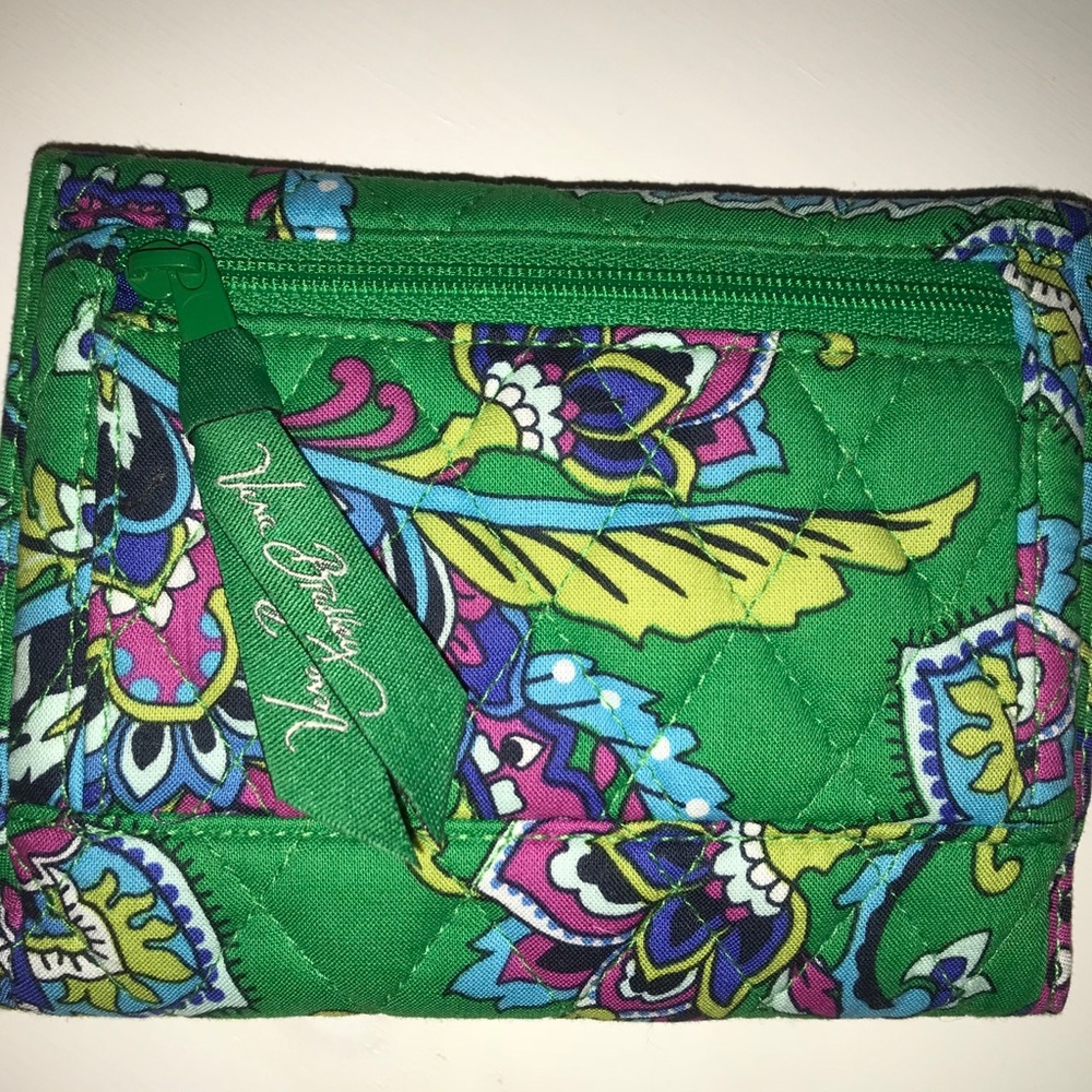 Cute Vera Bradley NEW wallet